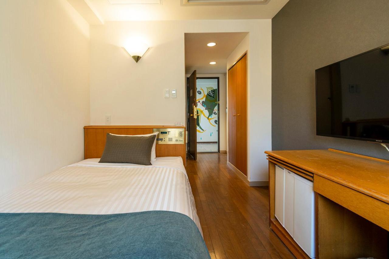 Hotel Toms Tokio Exterior foto
