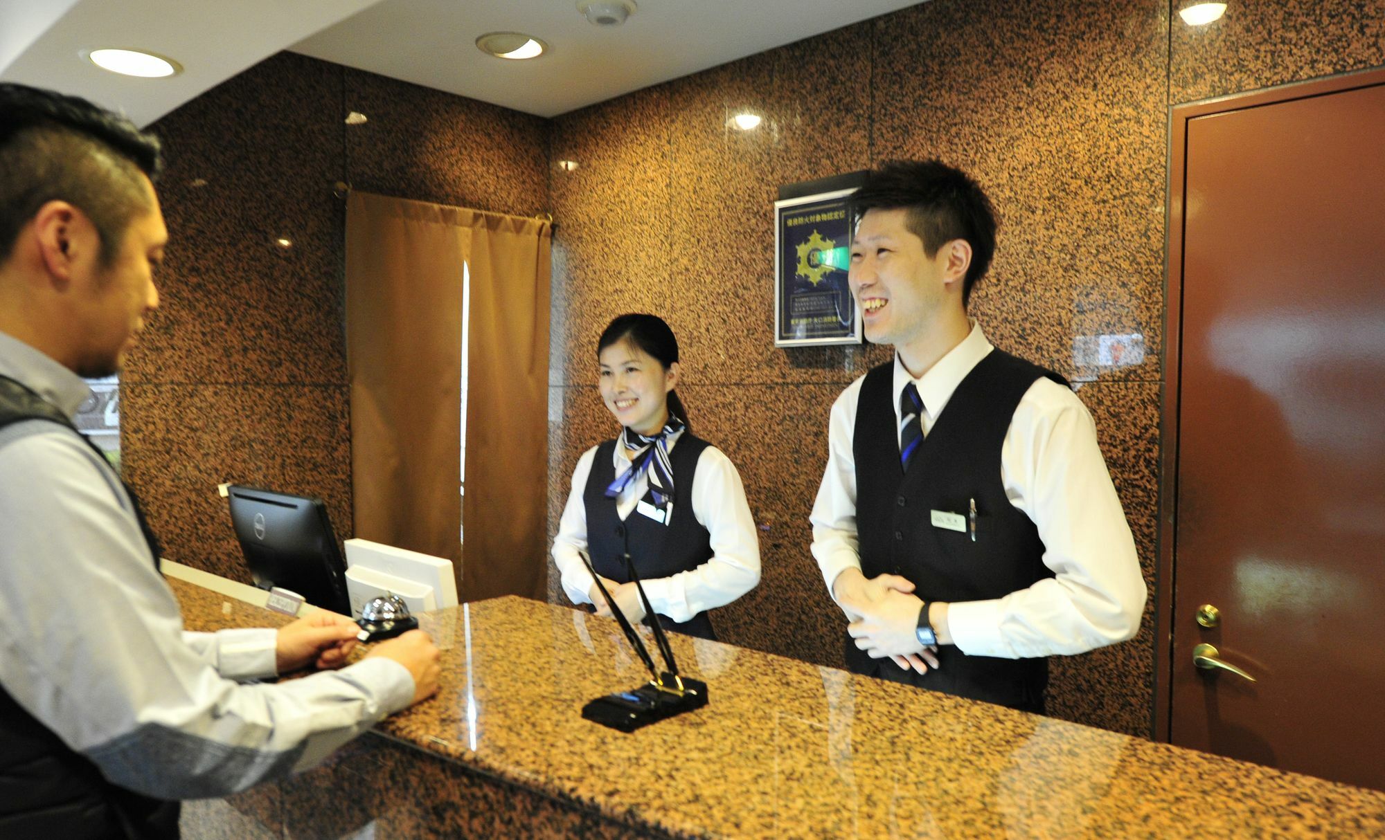 Hotel Toms Tokio Exterior foto